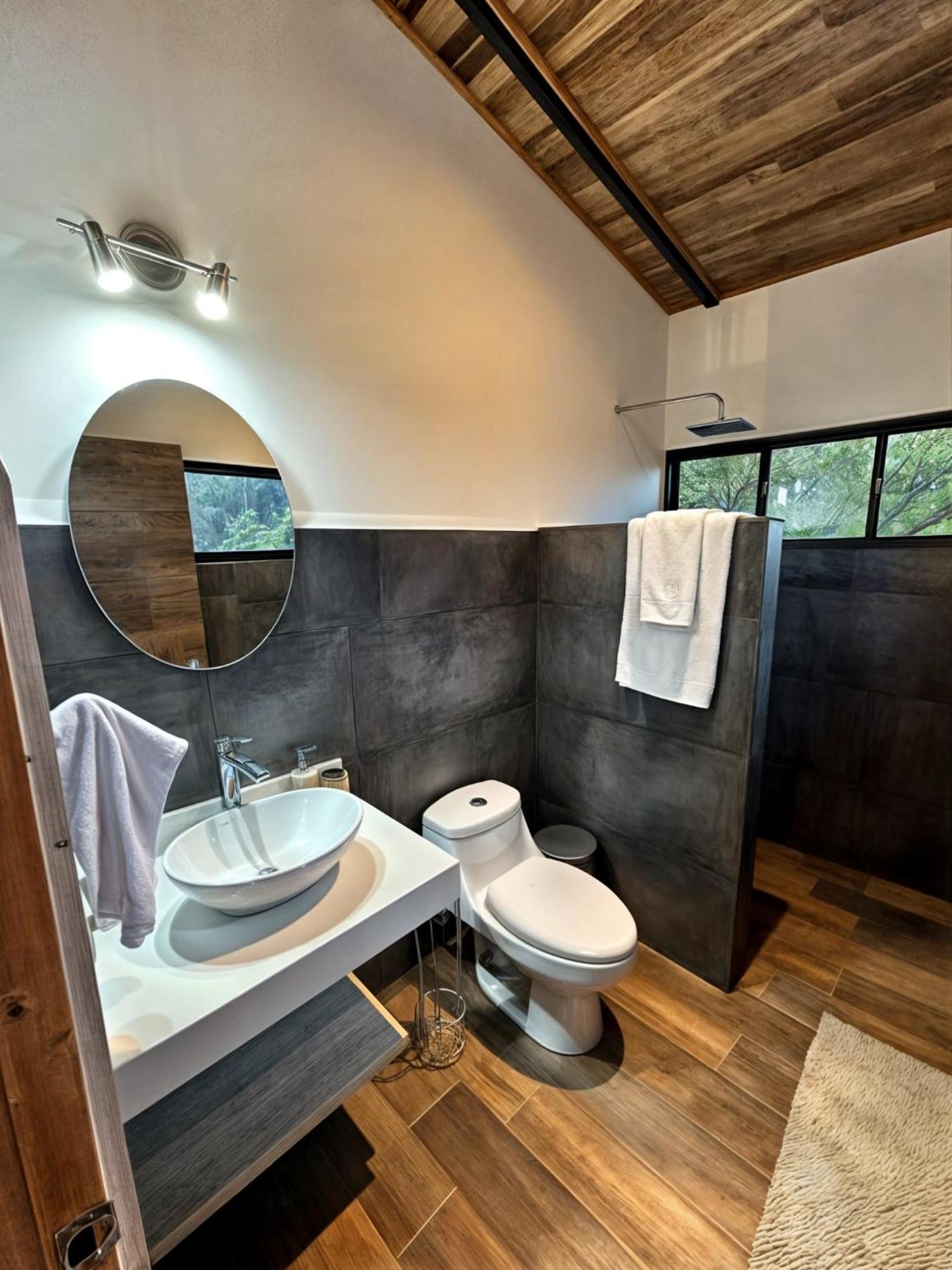Moon Forest Apartments Monteverde Exterior photo